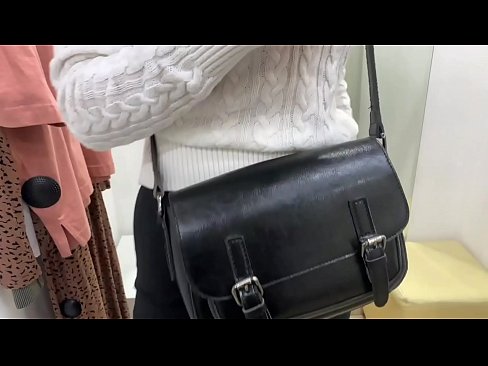❤️ Публічна мастурбація молодої сучки FeralBerry фалоімітатором у примірочній ❤ Порно-відео у нас uk.hentai-menu.ru